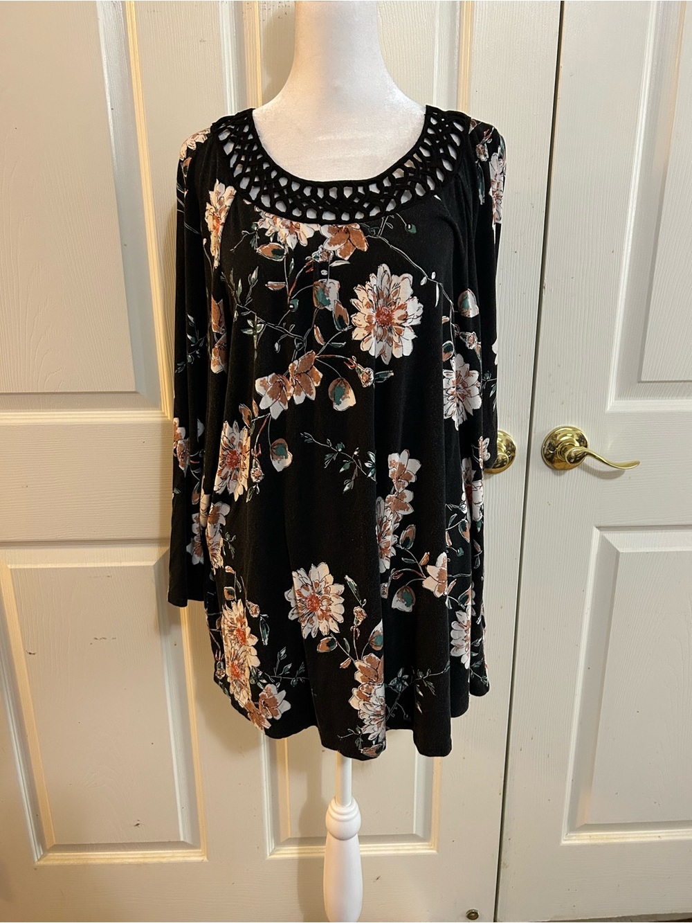 Daniel Rainn floral tunic, size 1X